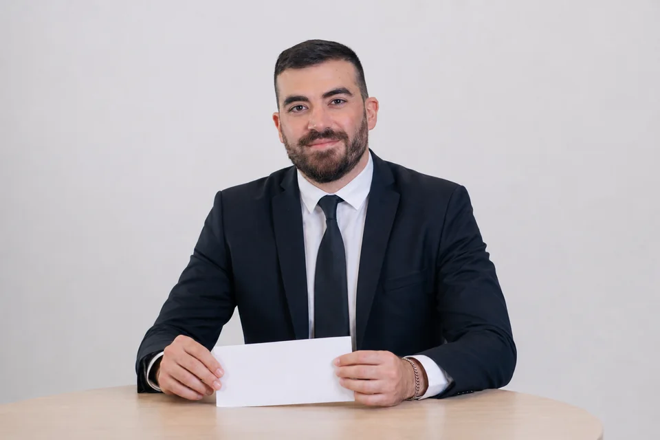 עו״ד אימן דכואר — סיום עבודה מטעמי בריאות